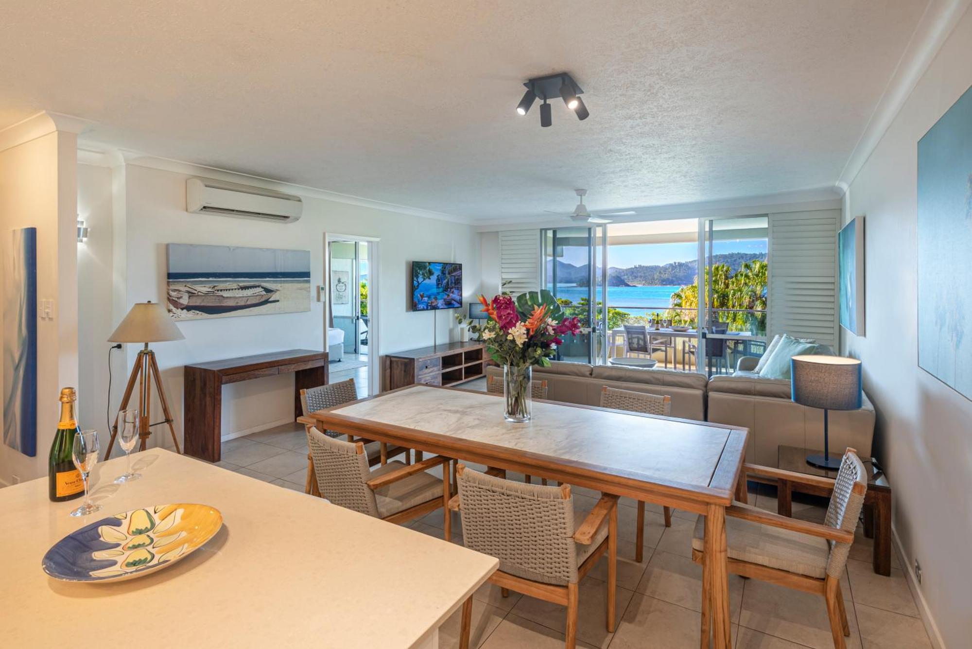 Lagoon Apartments On Hamilton Island By Hiha Exterior photo